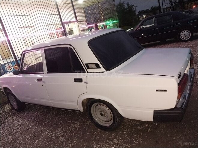 LADA (VAZ) 2107 2005, 84,000 km - 1.6 l - Quba