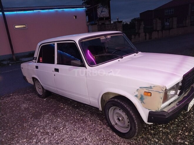 LADA (VAZ) 2107 2005, 84,000 km - 1.6 l - Quba