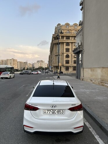 Hyundai Accent 2019, 117,000 km - 1.6 l - Bakı