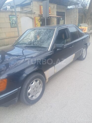 Mercedes E 230 1990, 446,589 km - 2.3 l - Bakı
