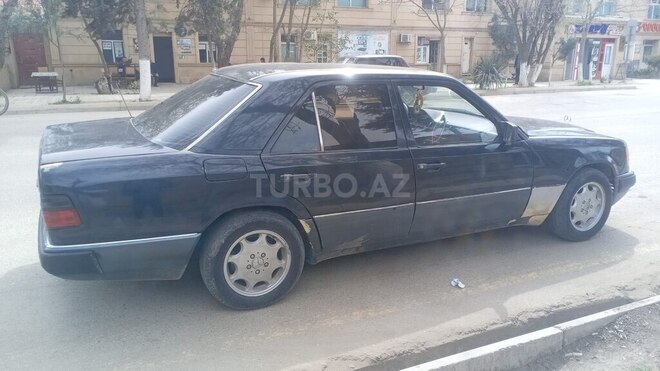 Mercedes E 230 1990, 446,589 km - 2.3 l - Bakı