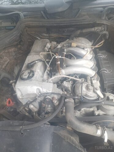 Mercedes E 230 1990, 446,589 km - 2.3 l - Bakı