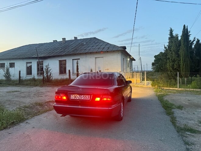 Mercedes E 240 1999, 340,000 km - 2.8 l - Hacıqabul