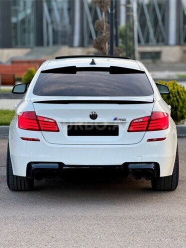 BMW 528 2013, 175,000 km - 2.0 l - Gəncə