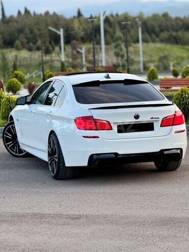 BMW 528 2013, 175,000 km - 2.0 l - Gəncə