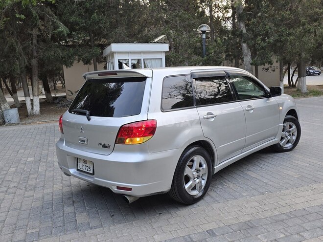 Mitsubishi Airtrek 2003, 287,985 km - 2.0 л - Sumqayıt
