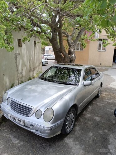 Mercedes E 220 d 1999, 346,000 km - 2.2 л - Bakı