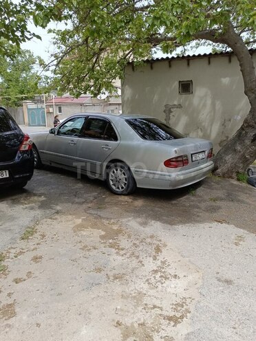 Mercedes E 220 d 1999, 346,000 km - 2.2 л - Bakı