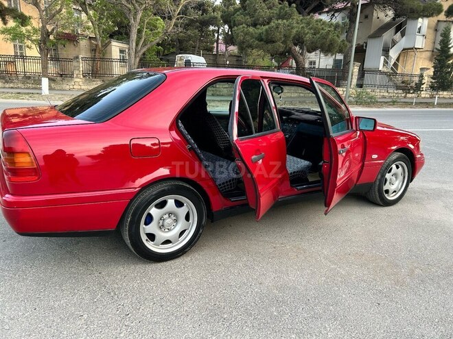 Mercedes C 180 1995, 358,641 km - 1.8 l - Sumqayıt