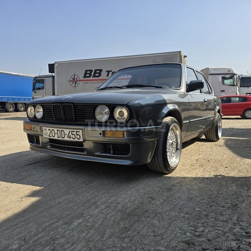 BMW 318 1987, 200,000 km - 1.8 л - Gəncə