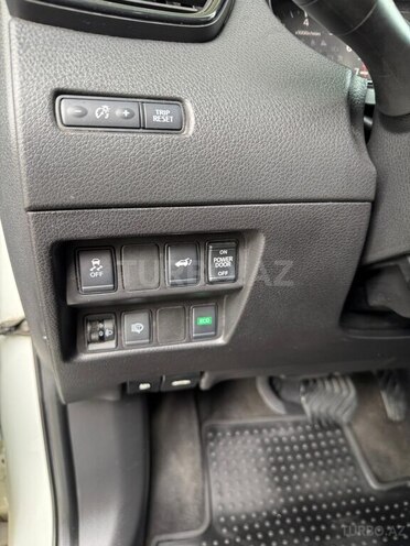 Nissan X-Trail 2017, 176,000 km - 2.0 l - Bakı