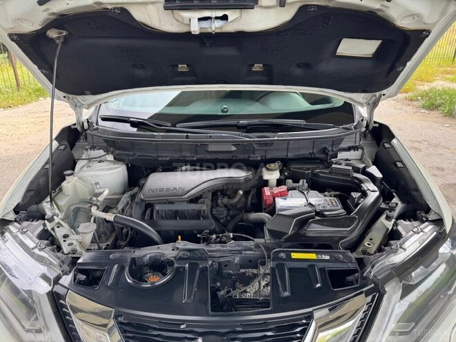 Nissan X-Trail 2017, 176,000 km - 2.0 l - Bakı