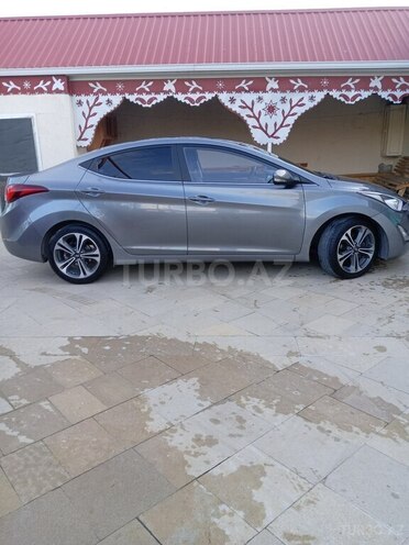 Hyundai Avante 2015, 197,000 km - 1.6 l - Şamaxı