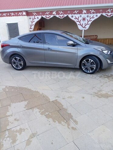 Hyundai Avante 2015, 197,000 km - 1.6 l - Şamaxı
