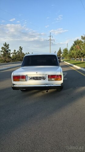 LADA (VAZ) 2107 2004, 80,000 km - 1.6 l - Naftalan