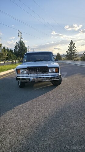 LADA (VAZ) 2107 2004, 80,000 km - 1.6 l - Naftalan