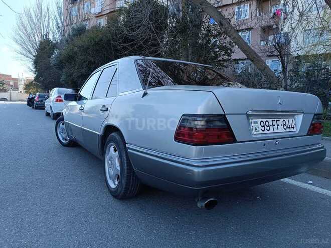 Mercedes E 220 1995, 450,000 km - 2.2 л - Bakı
