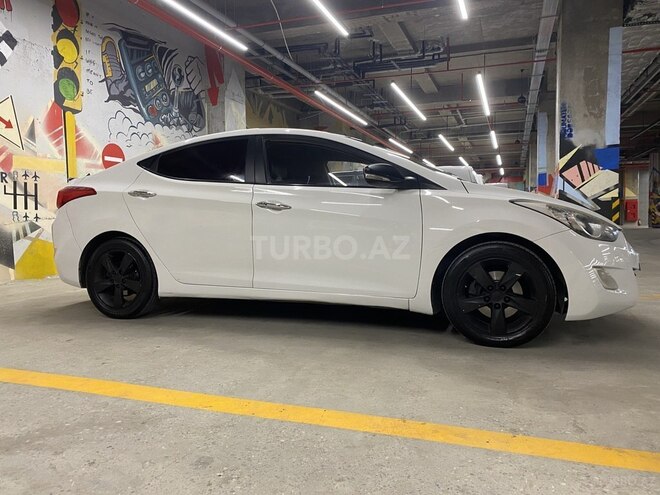 Hyundai Avante 2011, 195,000 km - 1.6 l - Bakı