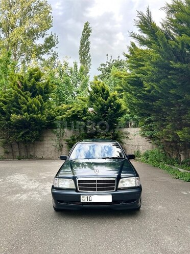 Mercedes C 200 1995, 25,693 km - 2.0 л - İsmayıllı