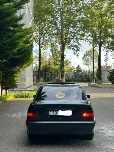 Mercedes C 200 1995, 25,693 km - 2.0 л - İsmayıllı