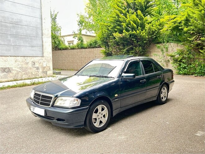 Mercedes C 200 1995, 25,693 km - 2.0 л - İsmayıllı