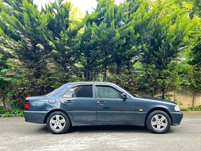 Mercedes C 200 1995, 25,693 km - 2.0 л - İsmayıllı