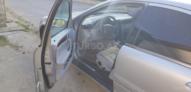 Mercedes C 200 2001, 458,200 km - 2.0 л - Bakı