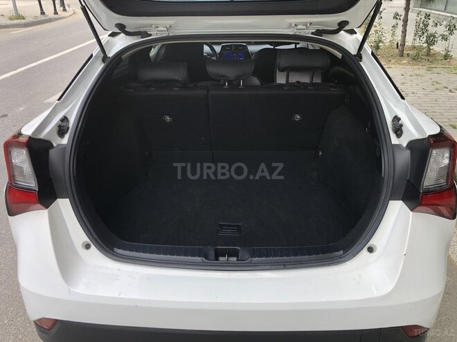 Toyota Prius 2019, 85,300 km - 1.8 l - Bakı