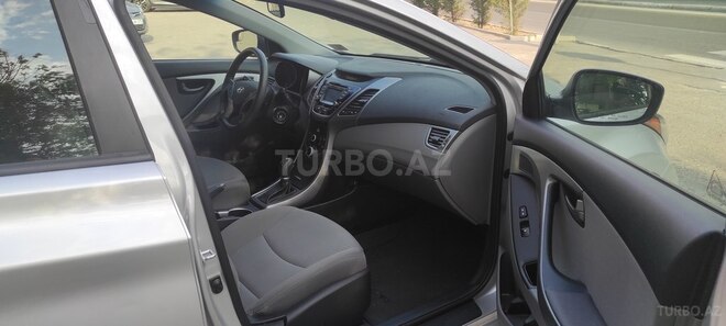 Hyundai Elantra 2015, 80,900 km - 1.8 л - Bakı