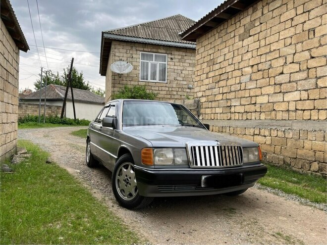 Mercedes 190 1991, 435,284 km - 2.0 л - Lənkəran