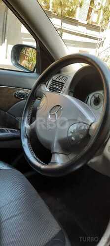 Mercedes E 240 2002, 400,000 km - 2.6 l - Zaqatala