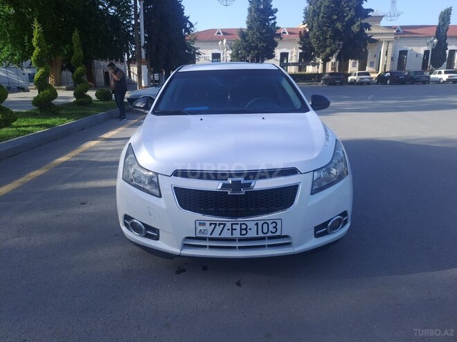 Chevrolet Cruze 2011, 120,000 km - 1.4 l - Yevlax