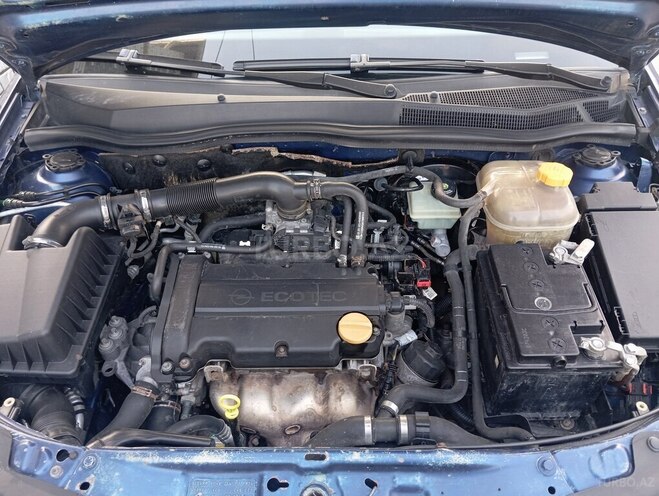Opel Astra 2006, 330,000 km - 1.4 l - Bakı