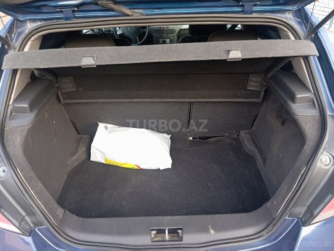 Opel Astra 2006, 330,000 km - 1.4 l - Bakı