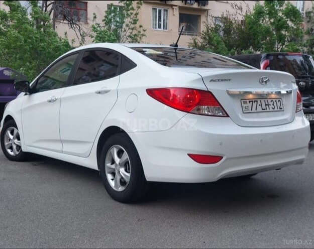 Hyundai Accent 2012, 130,680 km - 1.4 l - Bakı