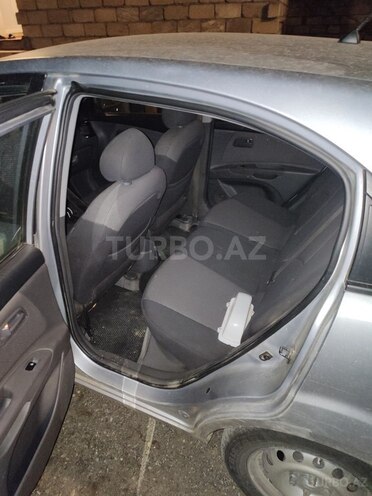 Kia Rio 2006, 360,000 km - 1.4 л - Lənkəran