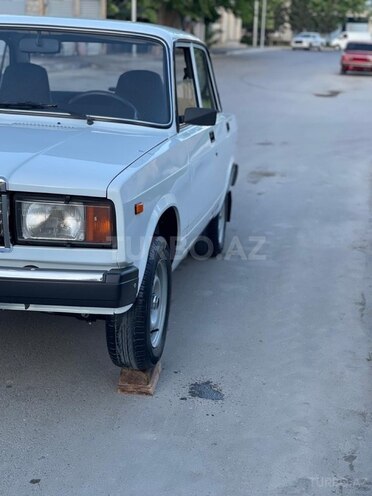 LADA (VAZ) 2107 2009, 85,000 km - 1.6 л - Yevlax