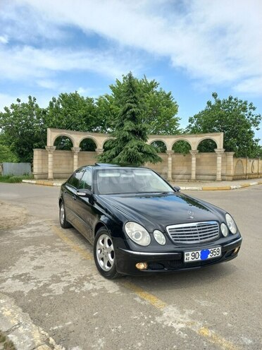 Mercedes E 240 2004, 266,700 km - 2.6 l - Masallı