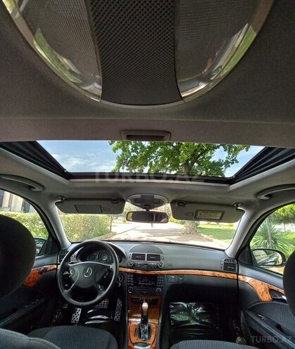 Mercedes E 240 2004, 266,700 km - 2.6 l - Masallı
