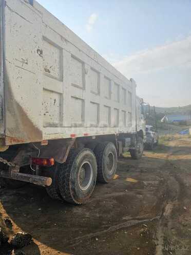 HOWO Sinotruk 2012, 270,000 km - 9.7 l - Gədəbəy
