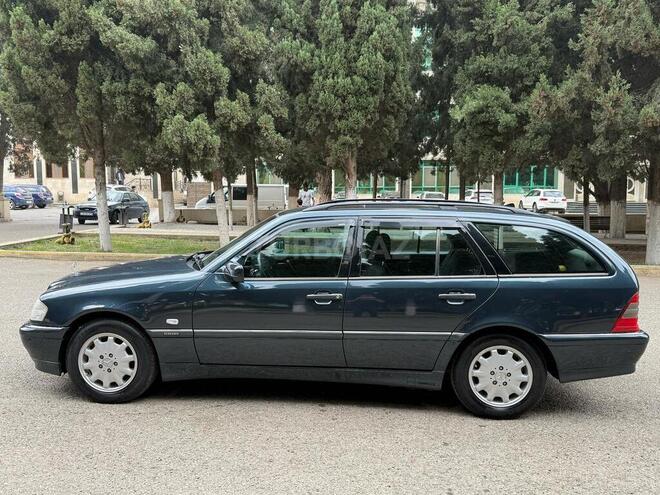 Mercedes C 200 2000, 180,000 km - 2.0 l - Gəncə