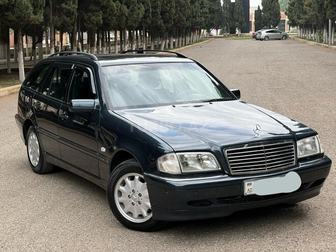 Mercedes C 200 2000, 180,000 km - 2.0 l - Gəncə