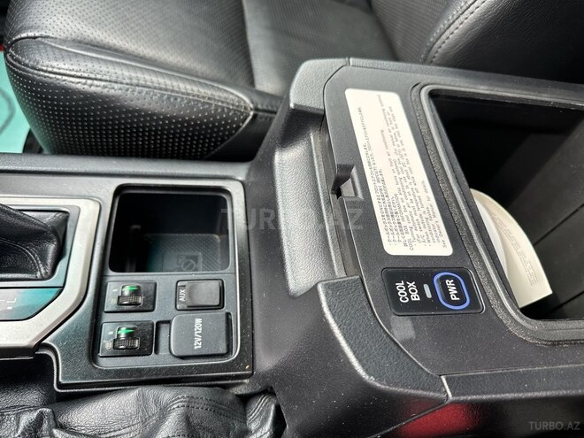 Toyota Land Cruiser Prado 2012, 135,000 km - 2.7 л - Bakı