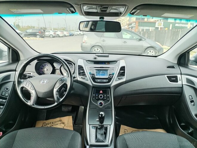 Hyundai Elantra 2015, 160,000 km - 1.8 л - Bakı