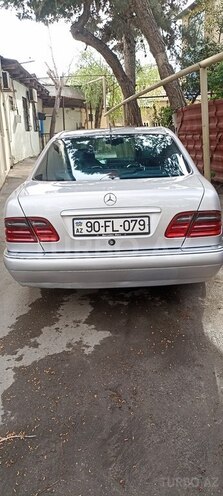 Mercedes E 230 1996, 420,000 km - 2.3 l - Bakı