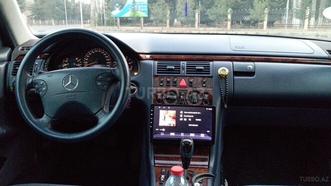Mercedes E 270 2000, 377,700 km - 2.7 l - Mingəçevir