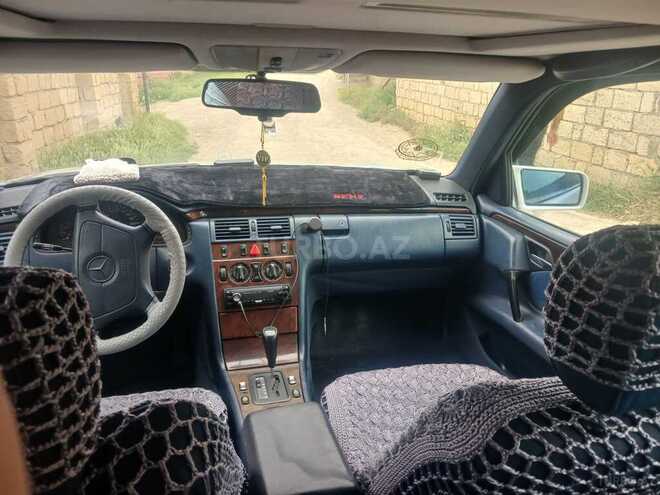 Mercedes E 230 1995, 400,000 km - 2.3 l - Bakı