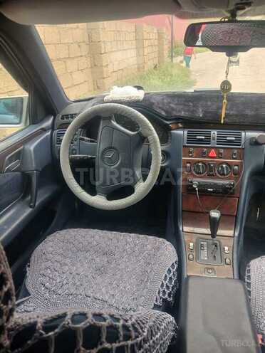 Mercedes E 230 1995, 400,000 km - 2.3 l - Bakı