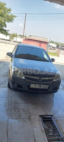 Opel Astra 2009, 277,000 km - 1.4 l - Qusar