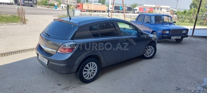 Opel Astra 2009, 277,000 km - 1.4 l - Qusar